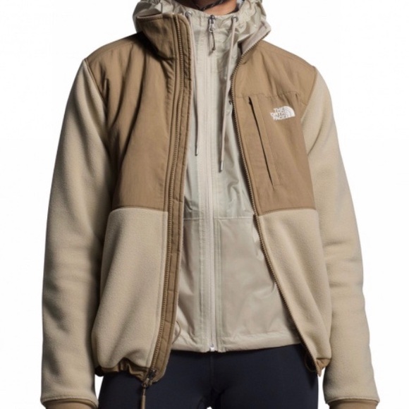 The North Face Beige Tan Denali Jacket 